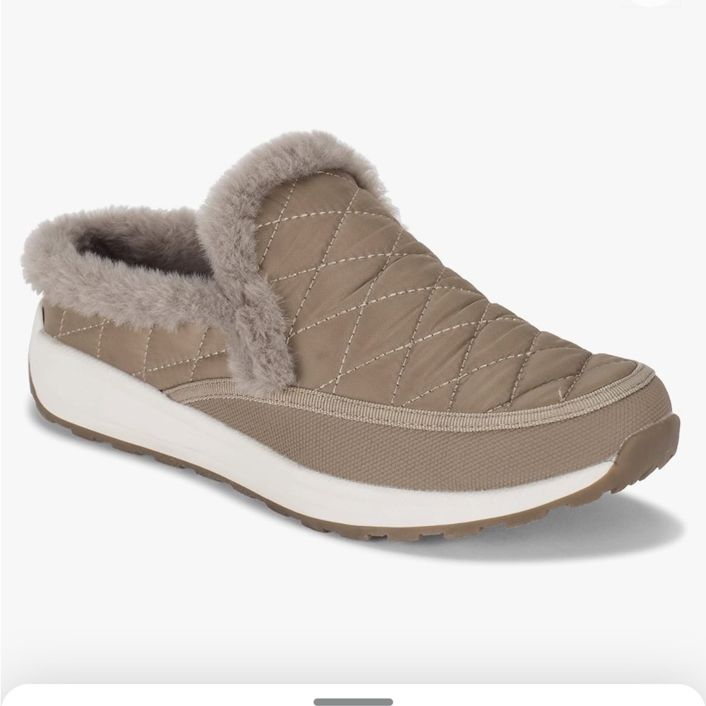 Baretraps Oxford Gemma indoor/outdoor slip on/mule. Size 10 taupe